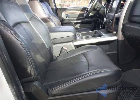 2017 Ram 1500 Laramie 4X4 5'7 Box из США, поврежденный, VIN 1C6RR7NMXHS883470